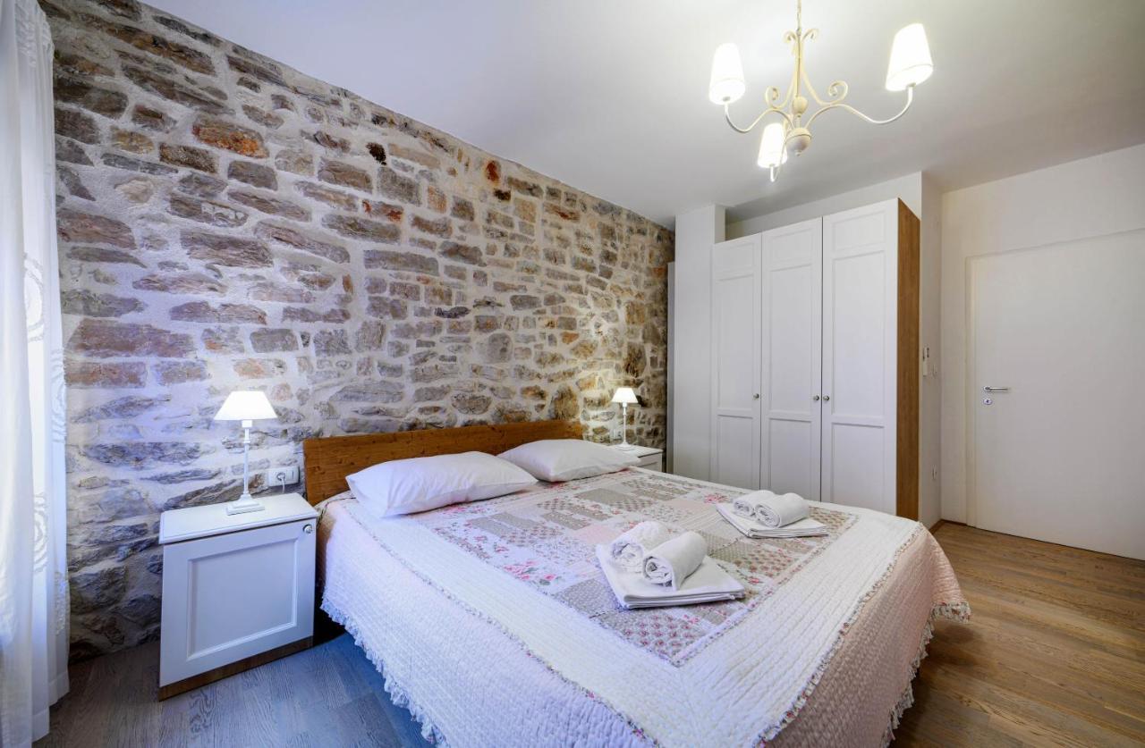 Apartments Festum Sibenik Exterior photo